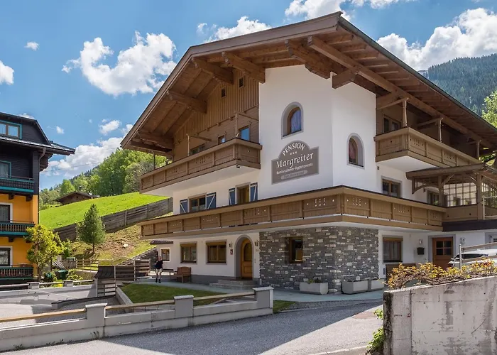 Die Pension - Margreiter Saalbach-Hinterglemm